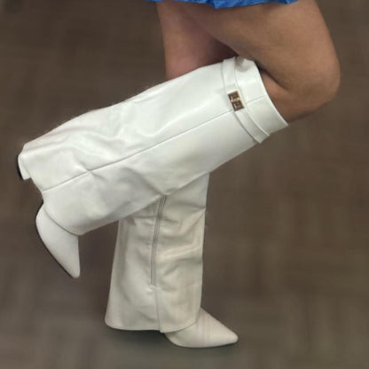 Amelia - Large Pointed Boots